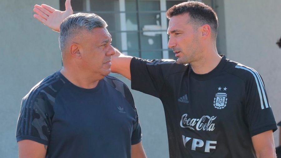 Claudio Tapia junto al entrenador del seleccionado argentino Lionel Scaloni Foto tapiachiqui