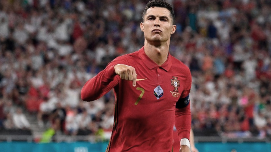 Cristiano Ronaldo con la casaca de Portugal 