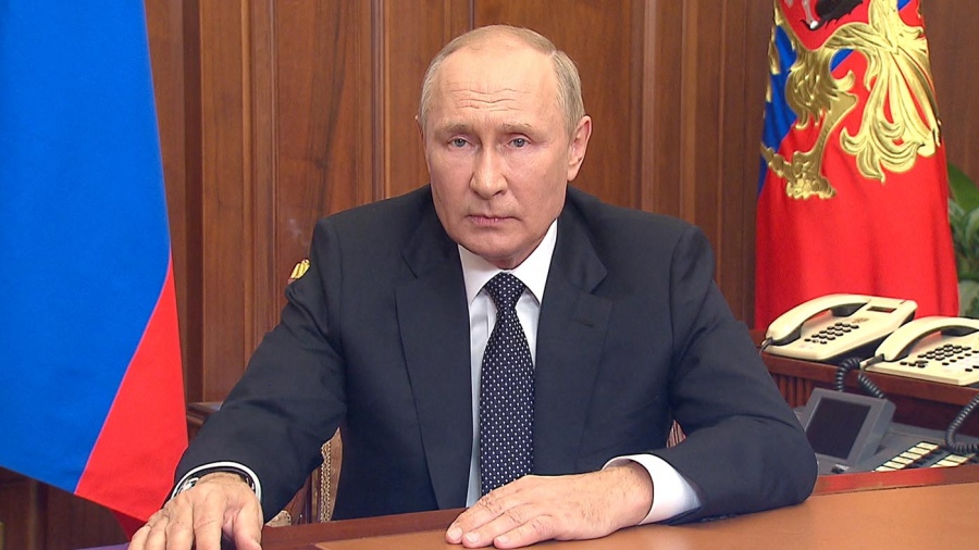 Putin firm en una ceremonia en el Kremlin la anexin de las cuatro regiones ucranianas controladas por su Ejrcito Foto AFP