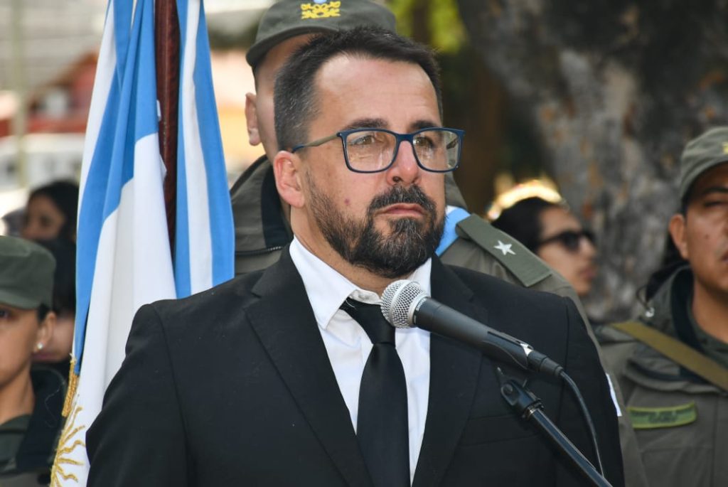 Taccetta en el 119° aniversario: "Esquel sigue adelante, unida y trabajando por su futuro"