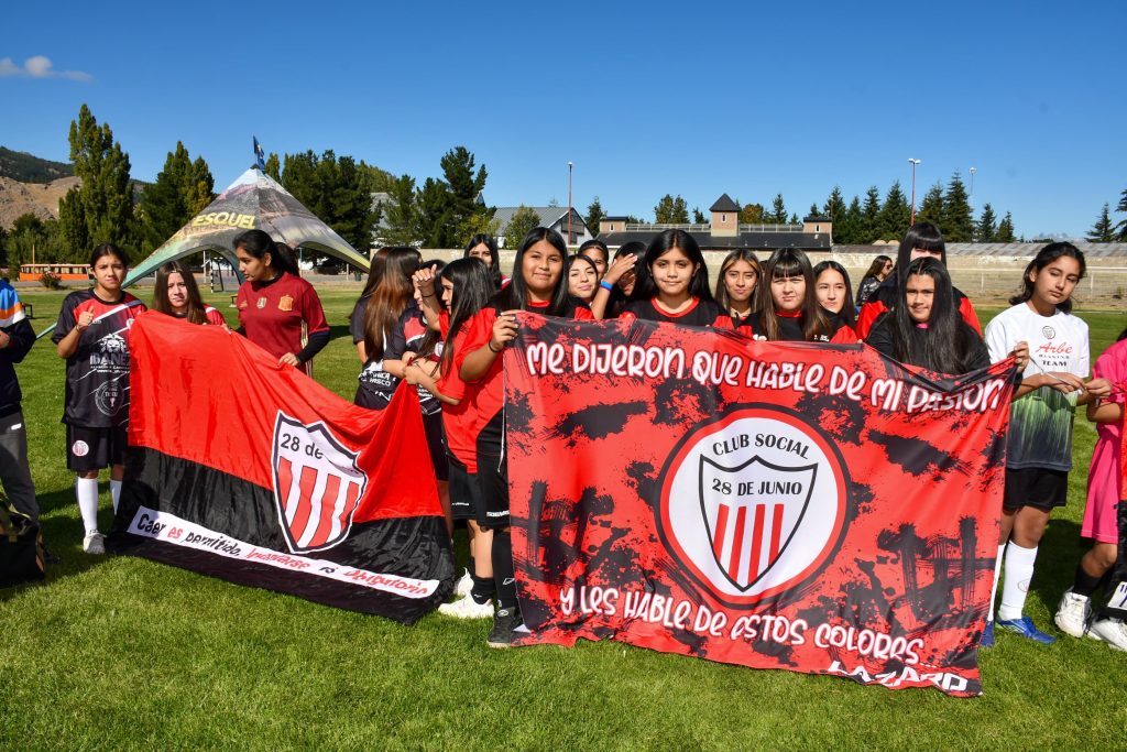 Empezó a rodar la pelota en el Torneo Municipal de Futbol Infantil en Esquel