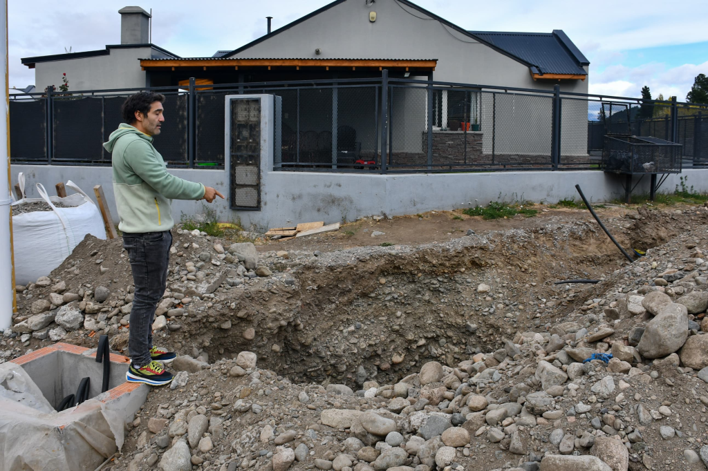 El municipio continúa con importantes obras para mejorar la urbanización de Esquel